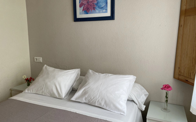 Hostal Moscatel