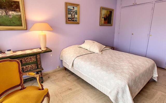 Le Windsor Appartement 2p / Det2002