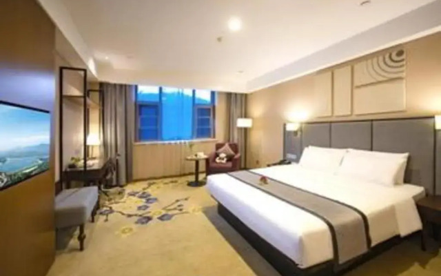 【locals】Taian Taishan District Baolongcity Square