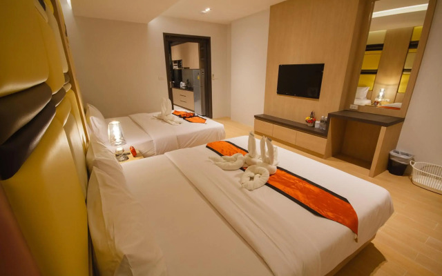 Platinum Hotel