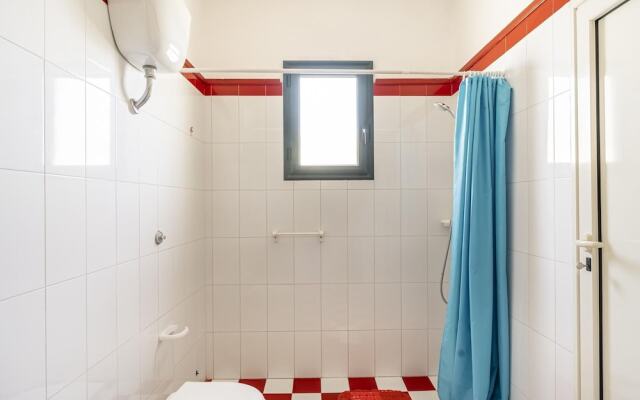 Lovely Holiday Home in Sant'isidoro With Garden