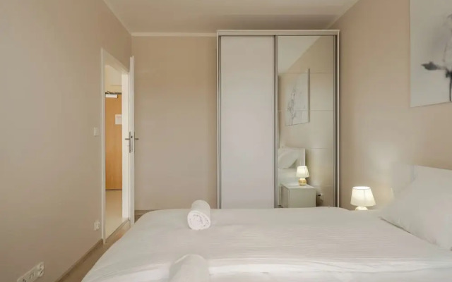 RentPlanet - Apartamenty Miedziana