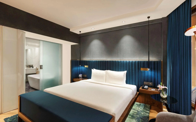 Novotel Mumbai Juhu Beach Hotel