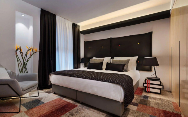 21st Floor 360 Suitop Hotel