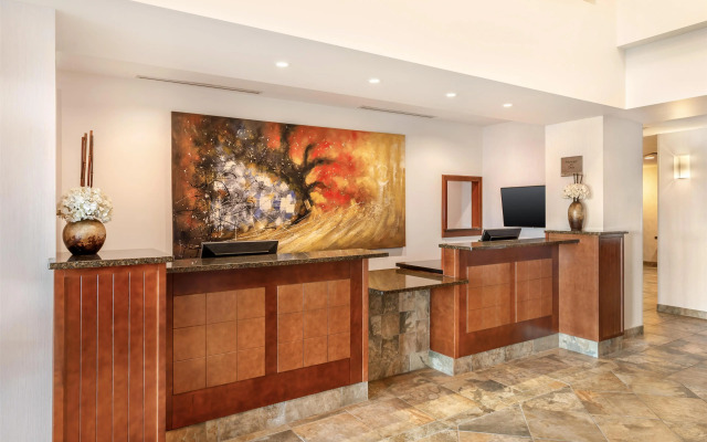 Best Western Plus Service Inn & Suites