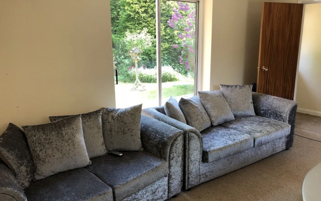 Beautiful big Independent Furnished Bungalow
