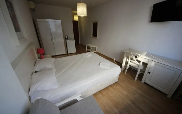 Menada Sun Apartments