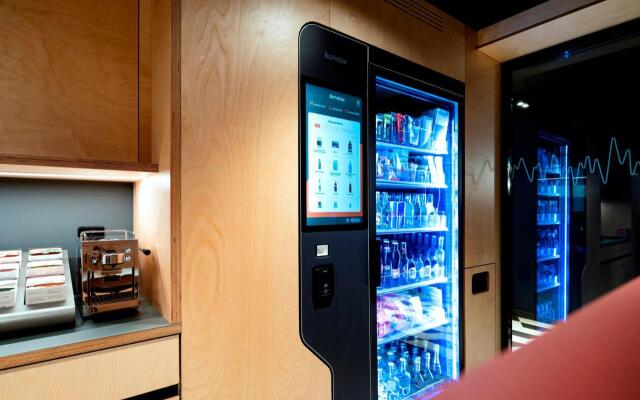 The Lubo - self check-in