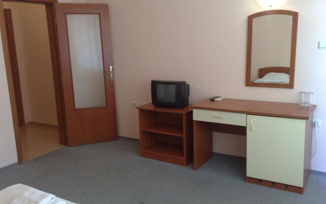 Hotel Larisa 2