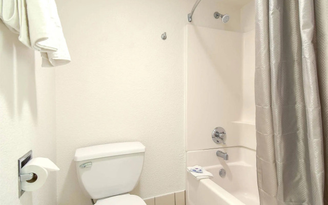 Motel 6 Anaheim Maingate