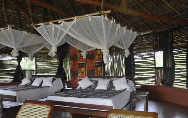 Cadjan Earth eco lodge