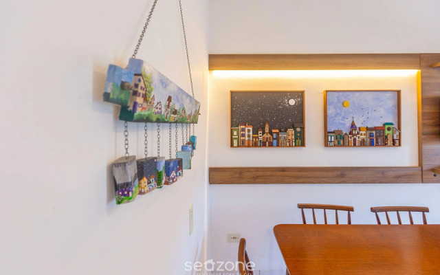 Lindo apto com varanda e churrasqueira ECU102