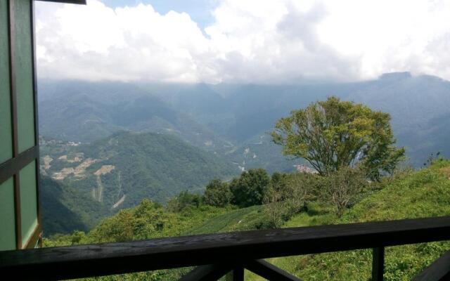 Shiyai Taoyuan B & B