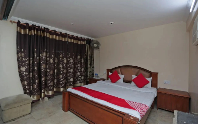 Oyo 29807 Hotel The City Heart