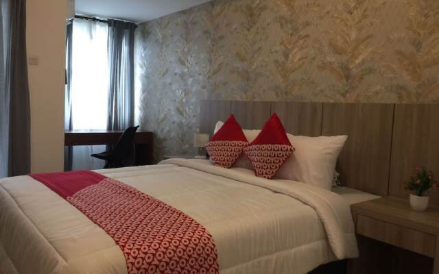 Oyo Flagship 728 Baileys Apartment