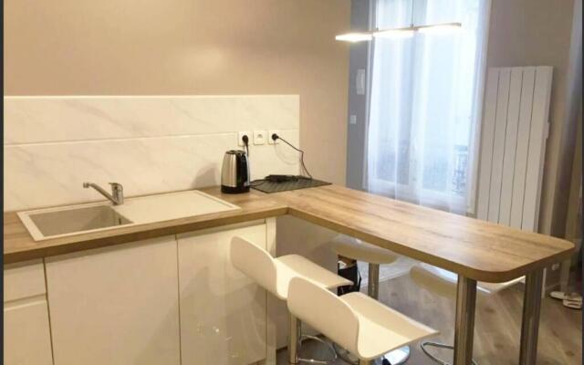 Appartement moderne au centre de Paris, 3ème