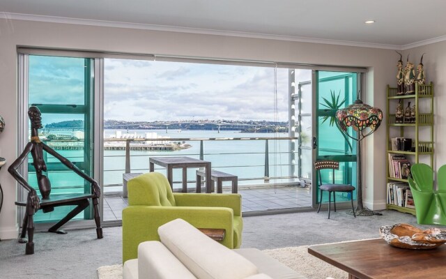 QV Waterfront Apt on Princes Wharf - 941