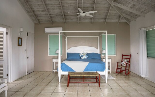 Zephyr Hill - 2 bedroom Villa with awe inspiring views 2 Villa by RedAwning