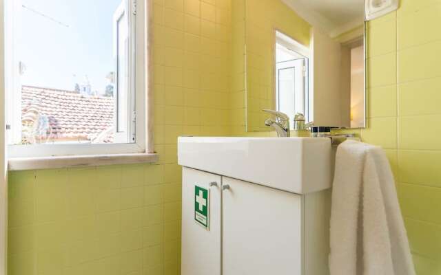 'white House' Apartment- Alfama