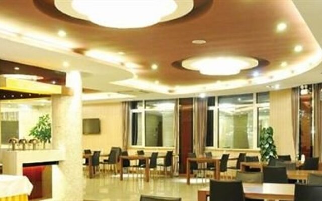 Yiya Business Hotel