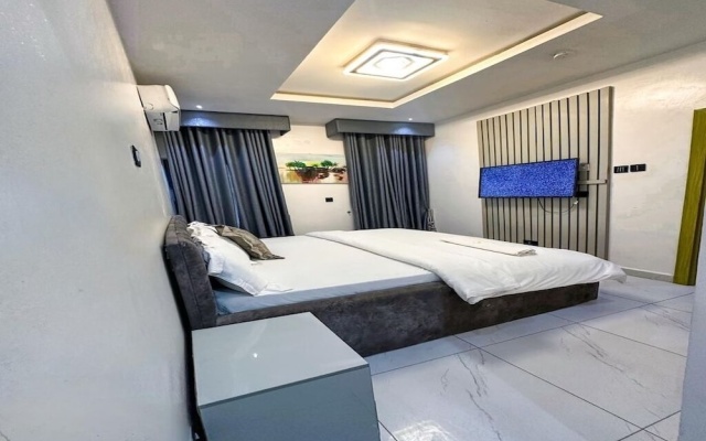 Supreme Apartments