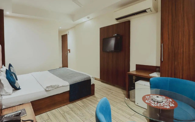The Kailash Dev Hotel by OYO Rooms