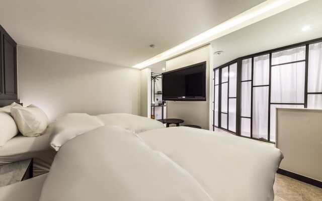 Stay Hotel