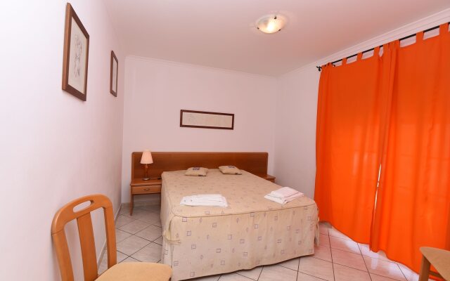 Apartamentos Altura Mar