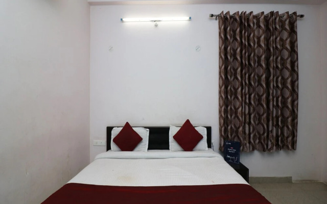 OYO 22954 Hotel Moonlight