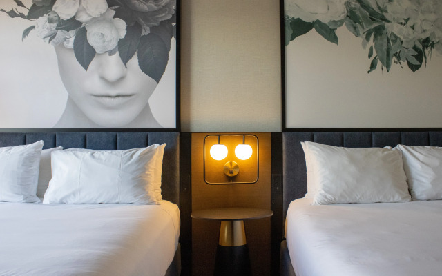 Radisson Blu Vancouver Airport Hotel & Marina