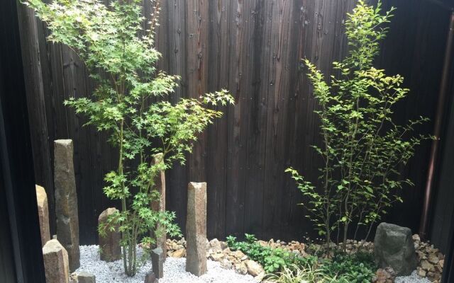 Machiya Kamo River 7