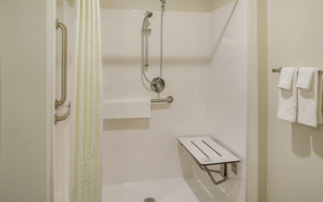 Cobblestone Inn & Suites - Ashland