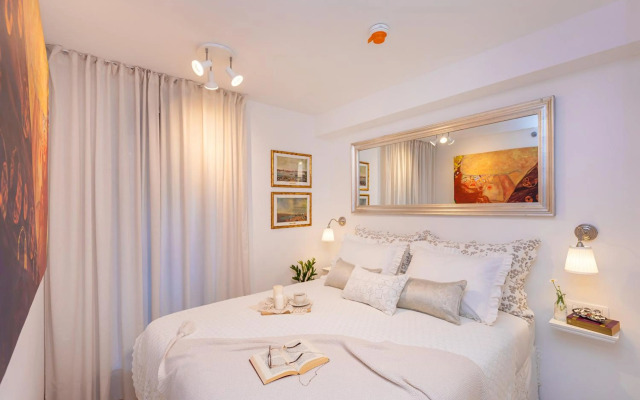 Perfect Downtown Apartment A217