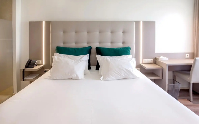 Oporto Airport & Business Hotel