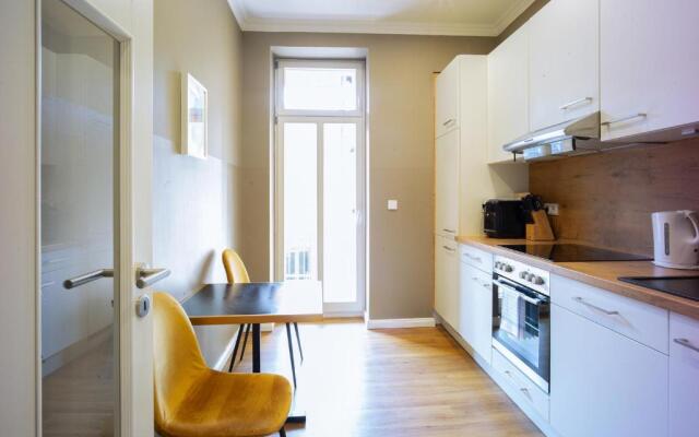 Leipzig-Suites- 3 Zimmer Apartment-Familien Luxus Apartment Mit Balkon