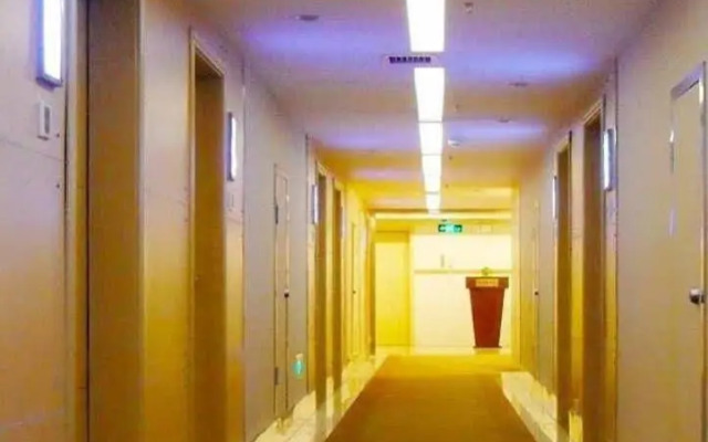 Shenzhen Shatoujiao Hotel