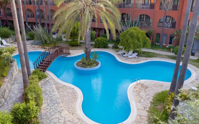 Club Tropical Paradise & Spa