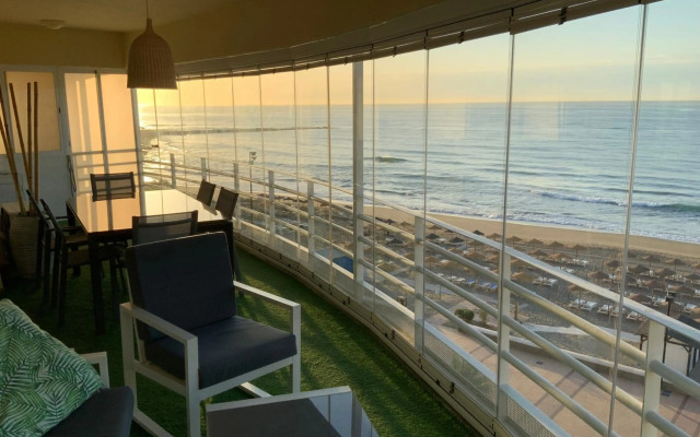 Apartamento En Primera Linea/Beachfront Apartment