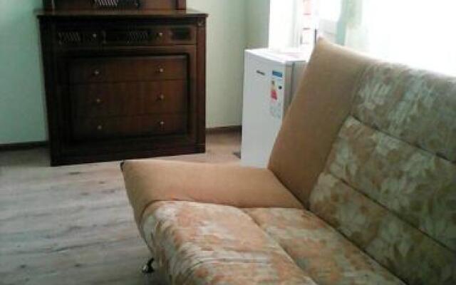 Guest House on Samburova 77