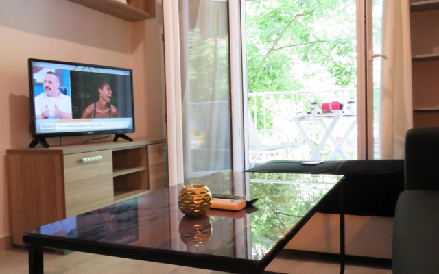 Maiandros Welcome Stay Downtown Apartment - Explore Center by foot