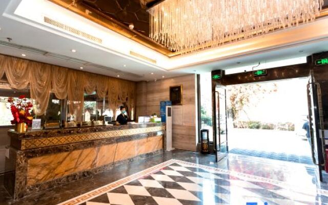 Tiandi Renhe Luochenghui Hotel
