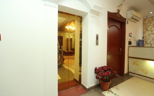 Grest Hotel by OYO Rooms