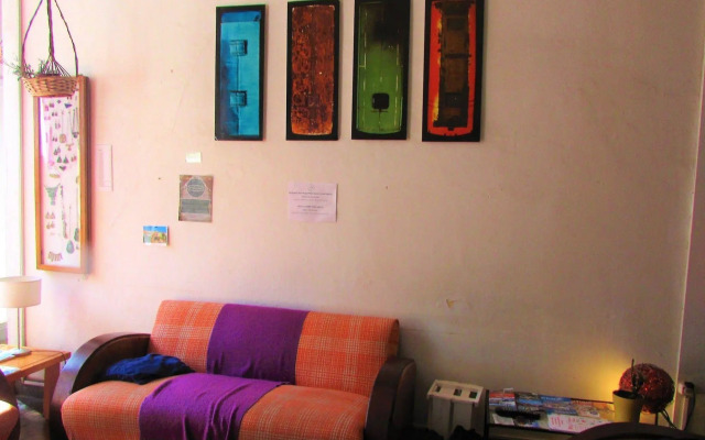 Casa Volante Hostal - Hostel