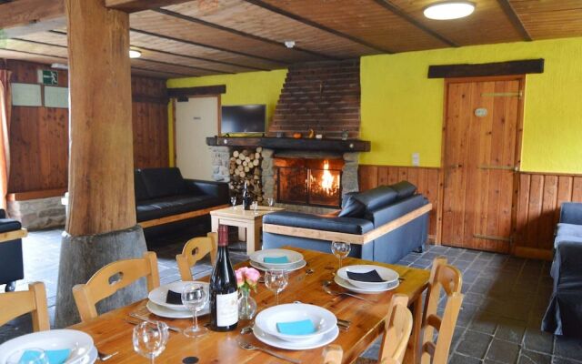 Quaint Cottage In Petite Langlire With Jacuzzi