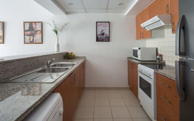 Spacious 1BR in The Greens!