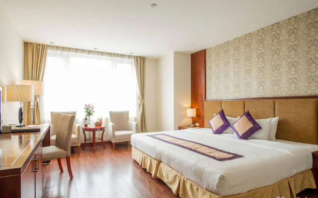 Nesta Hotel Ha Noi