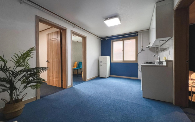 Modern K-style House