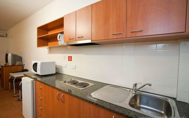 Vitina Studio Motel