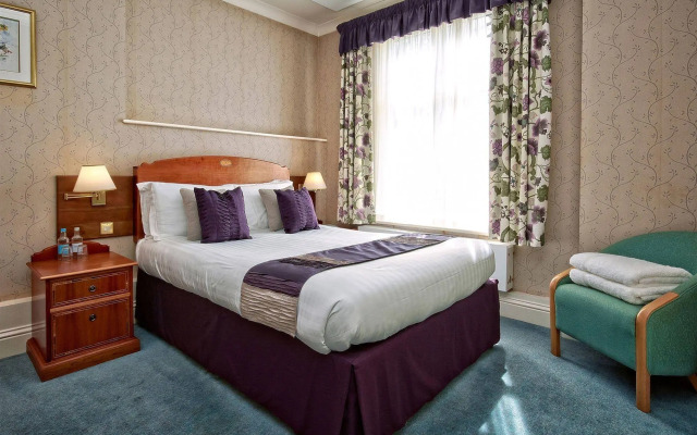 Cliff House Hotel