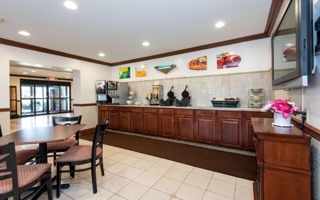 Quality Inn & Suites Quakertown - Allentown